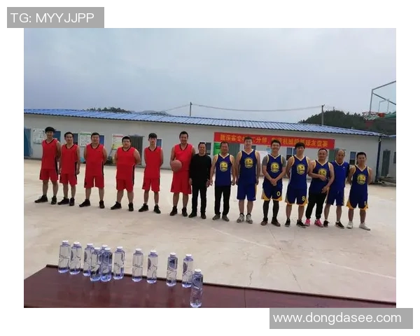 法拉赫与足球明星同框合影展现运动精神与友谊的完美结合